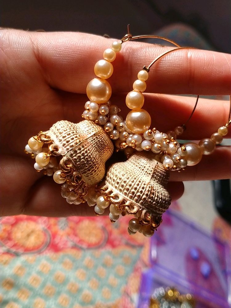 Beautiful Jhumka With Pearl