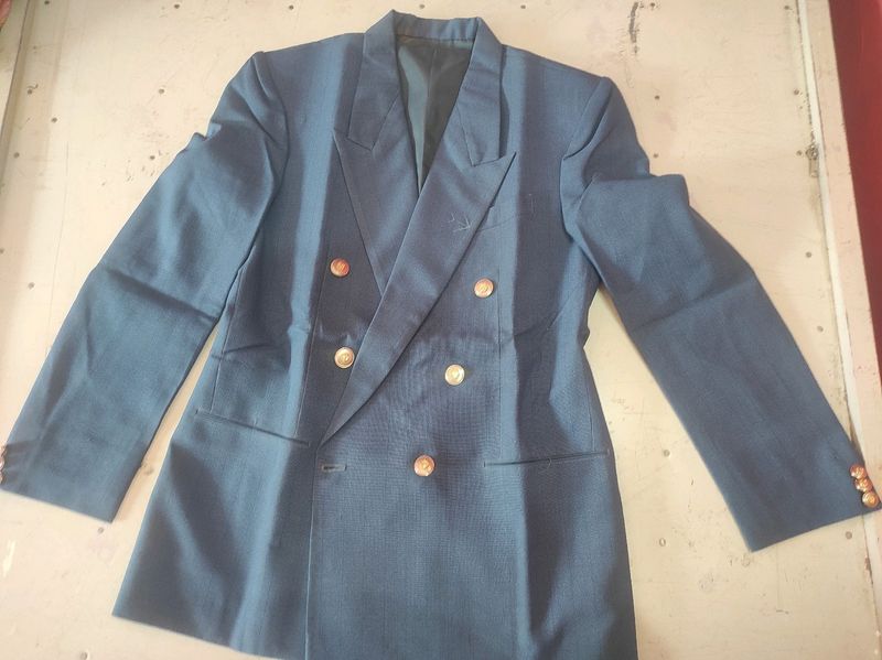 I am selling wedding blazers.