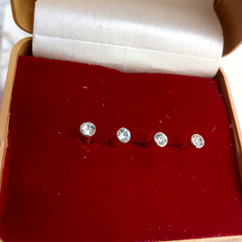 Silver Nosepin Studs