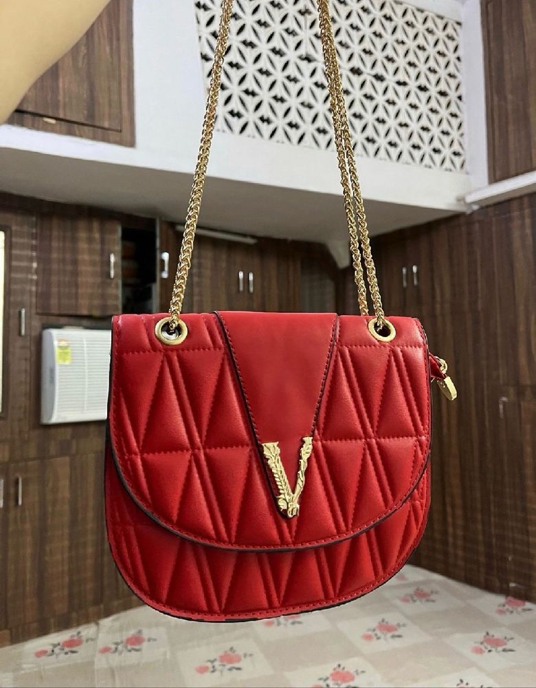 Red Slingbag