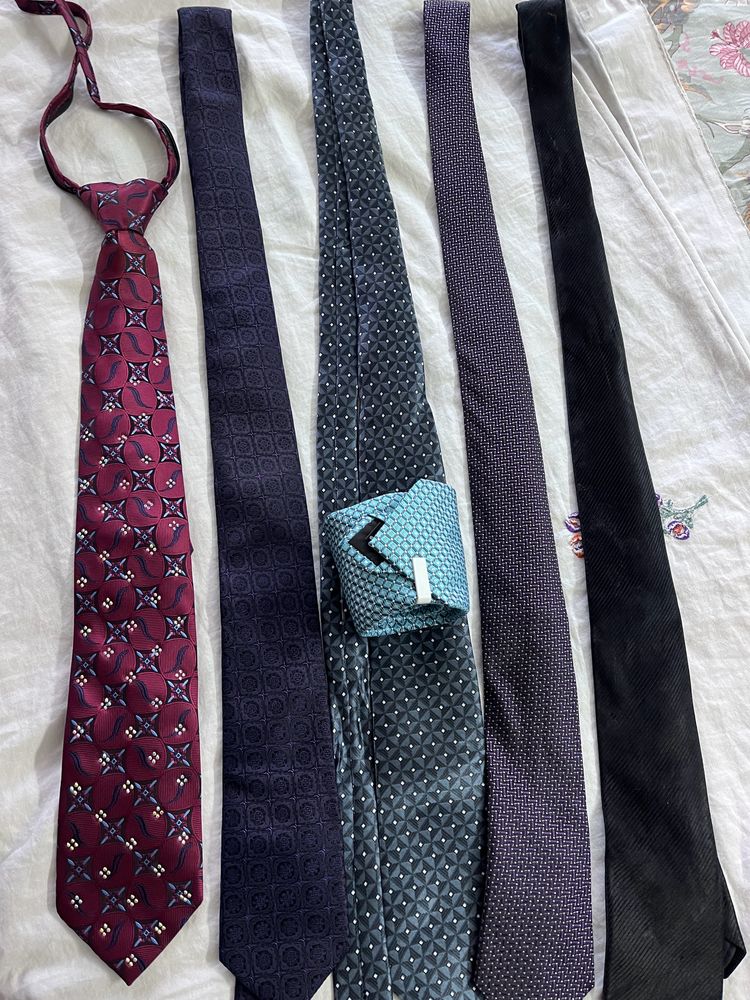 Tie