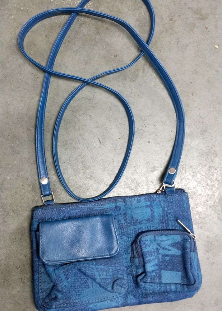 Original Baggit Blue Slingbag