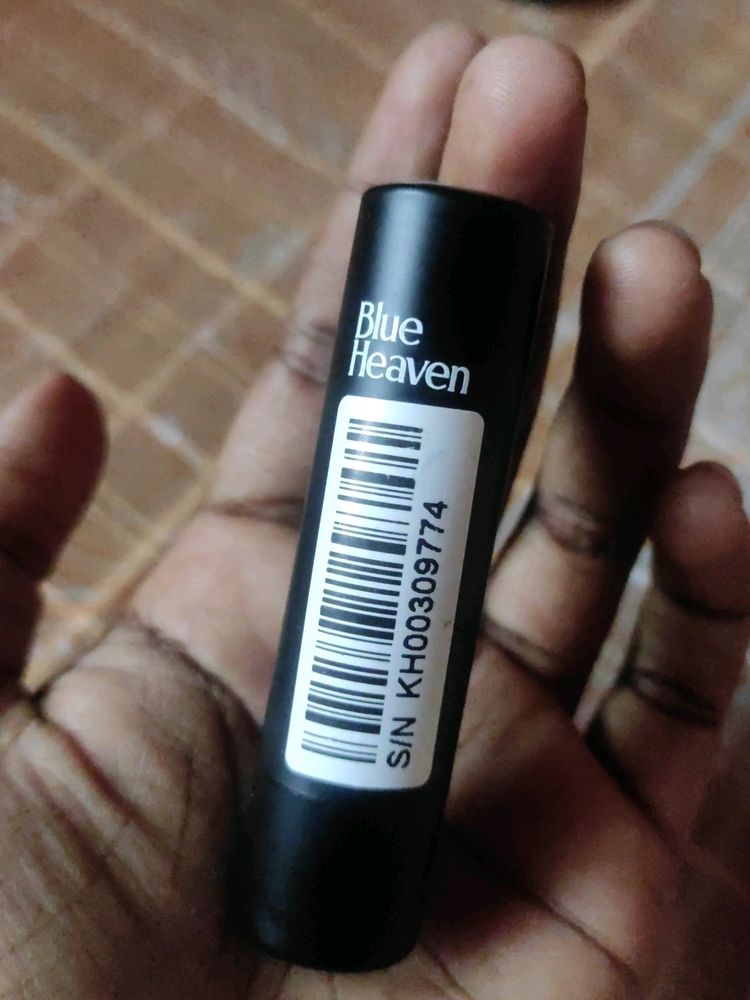 Blue Heaven Red Matt Lipstick