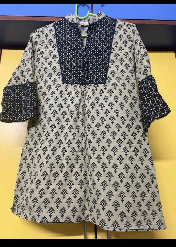 Short Kurti