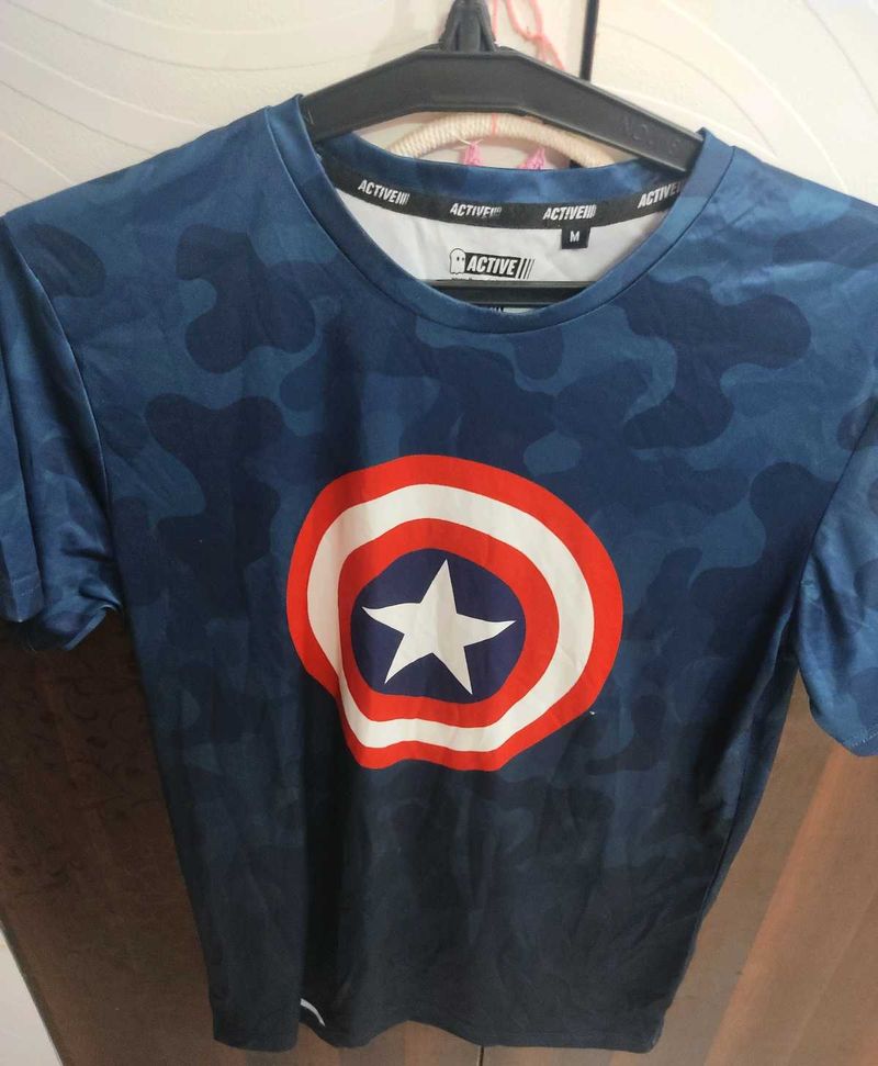 Souled Store Captain America Tshirt M Siz For men