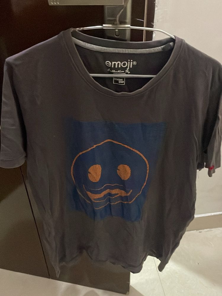 Grey Emoji Tee