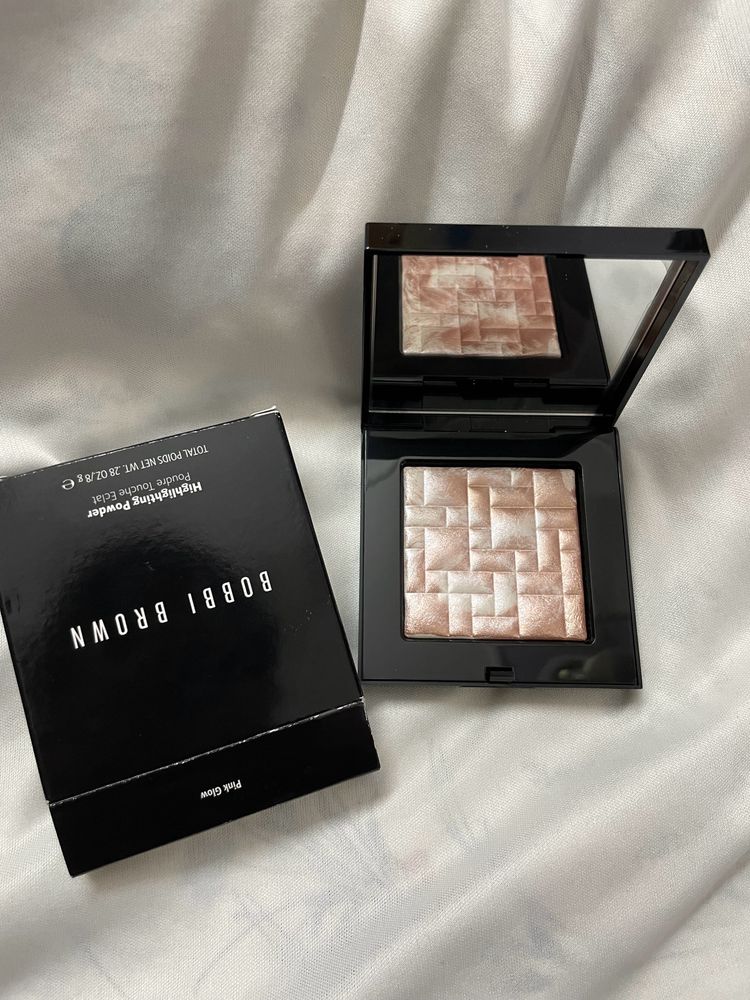 Bobbi Brown Highlighter- Pink Glow