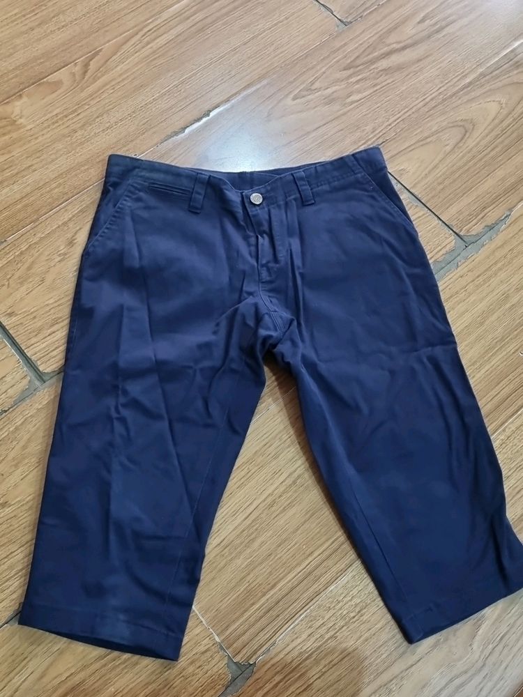 28-30 Size Girl Capri Pant