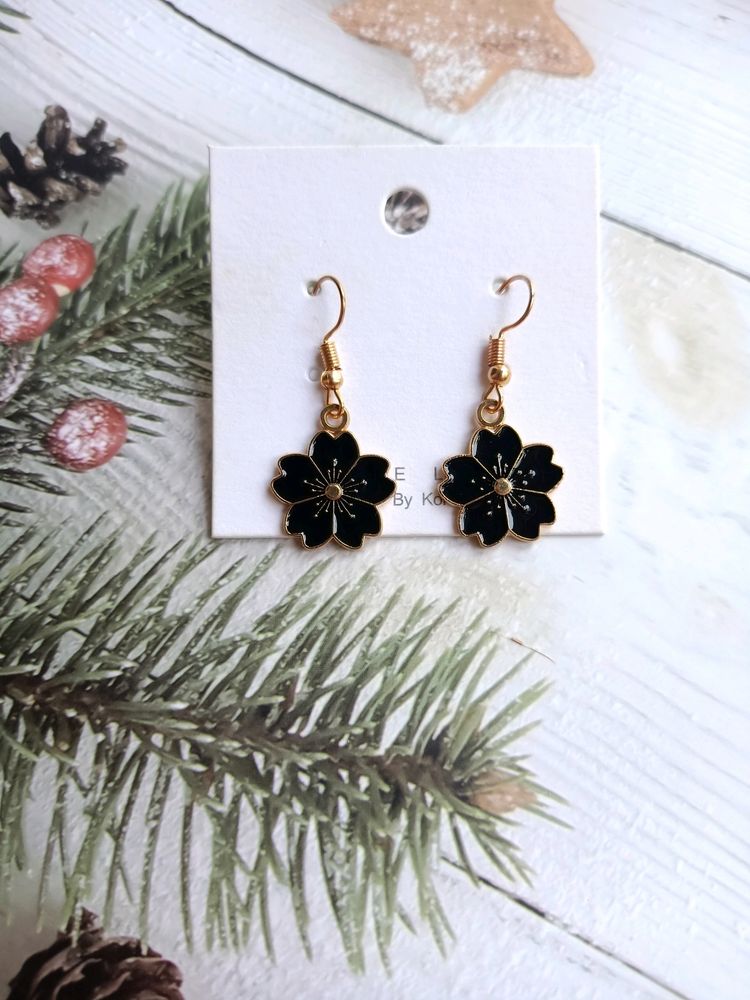 Black Flower Earrings