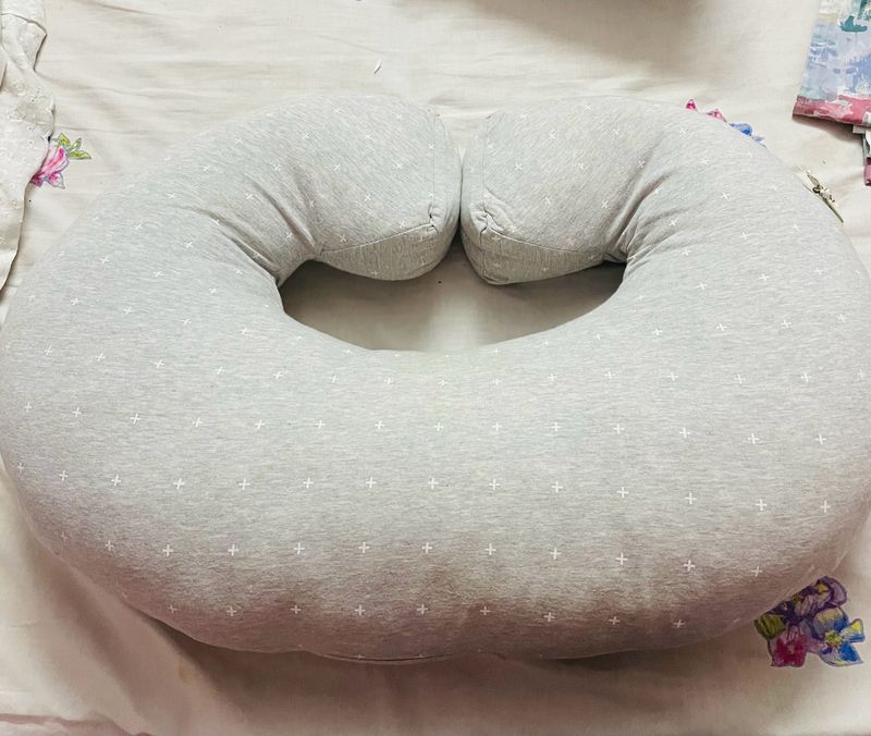 Feeding Pillow