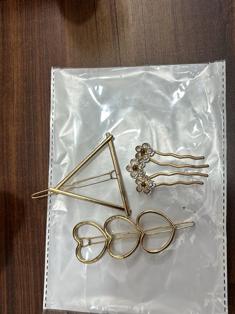 Set Of 3 Trendy Hairpins  - Golden