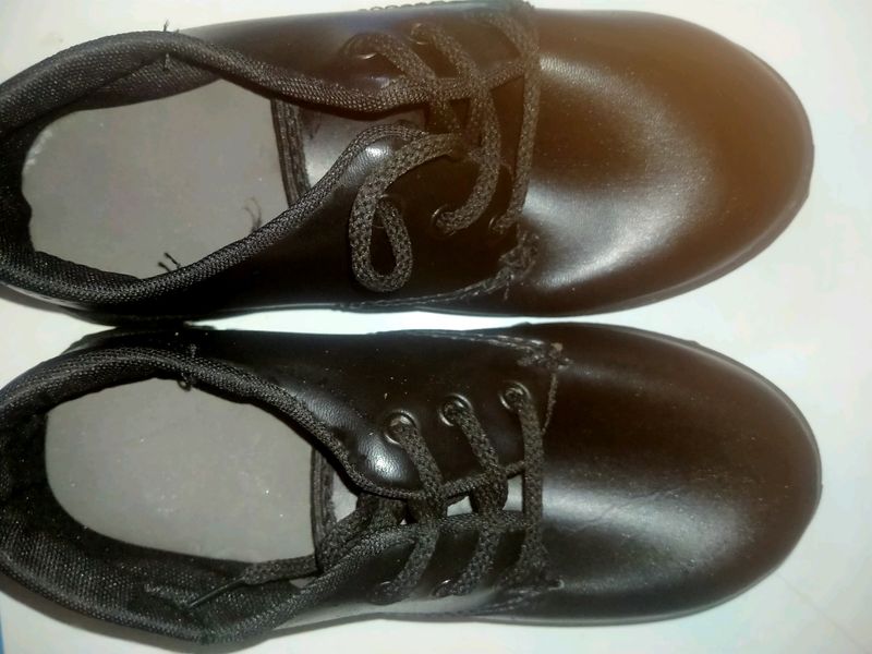 Black Formal Shoes For KNew 21cm Foot Size Not Use