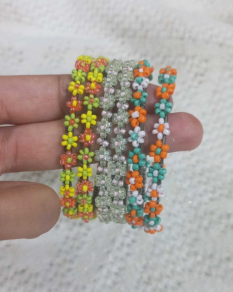 🌸BRAND NEW💐Flower Bangles 🌼 🌸 ✨️ 💖