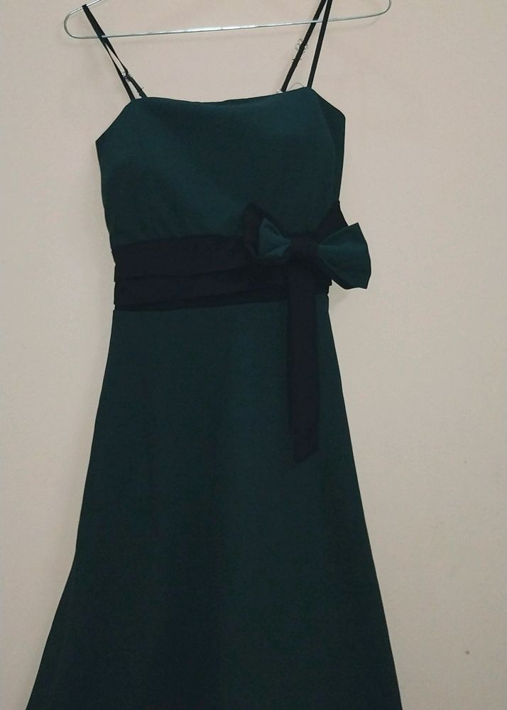 Sleeveless Dark Green Dress