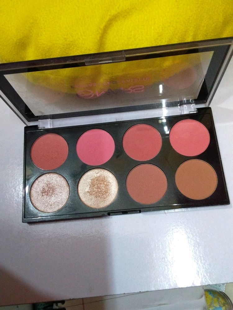 Blush Pallate