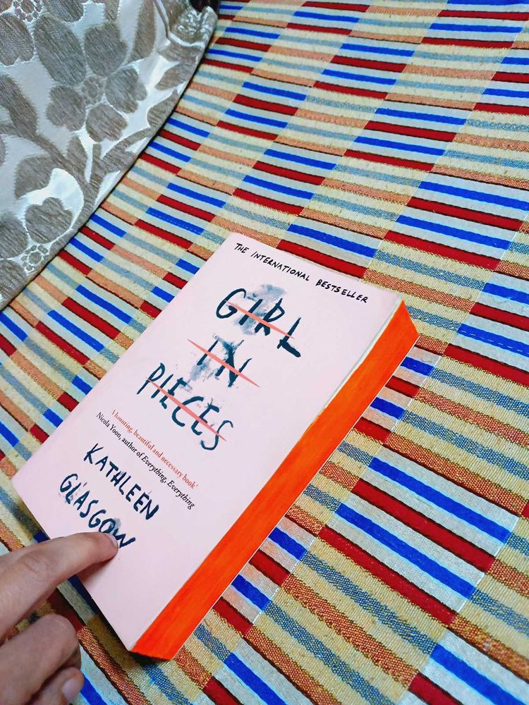 Girls In Pieces Book New