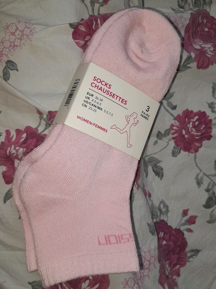 MINISO SOCKS 🧦