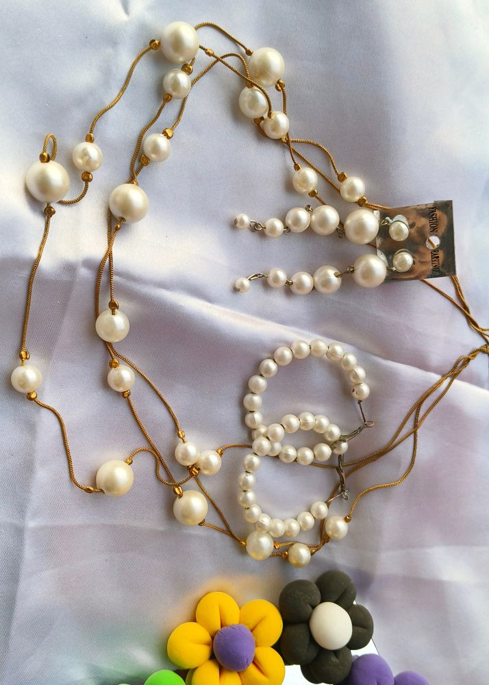 PEARL NECKLACE SET