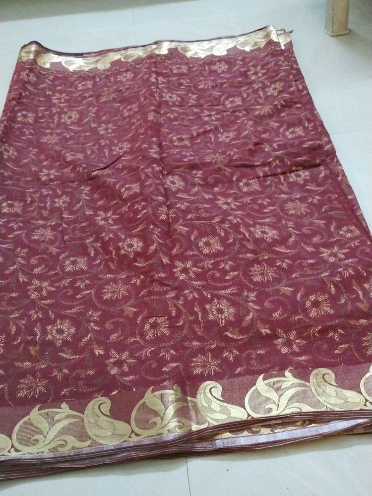 Beautiful Leaf Design Saree