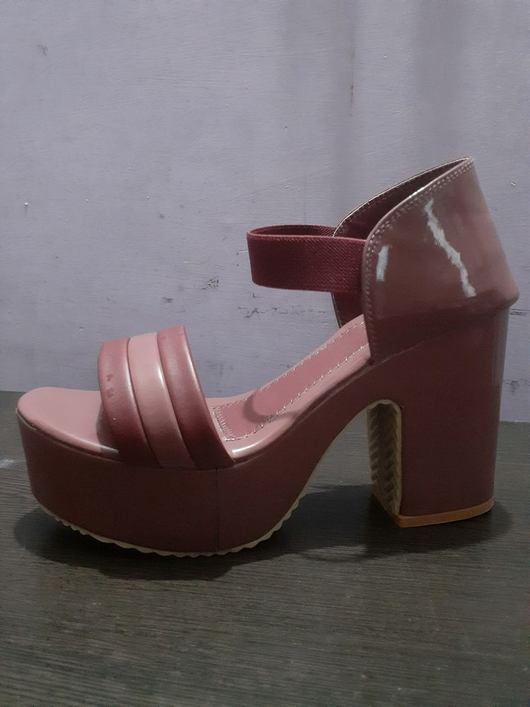 Metro Women Block Heels