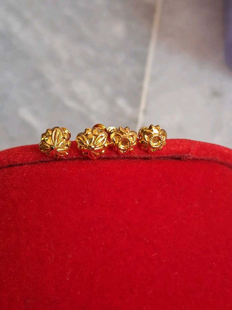 Beautiful New Flower Desine Studs