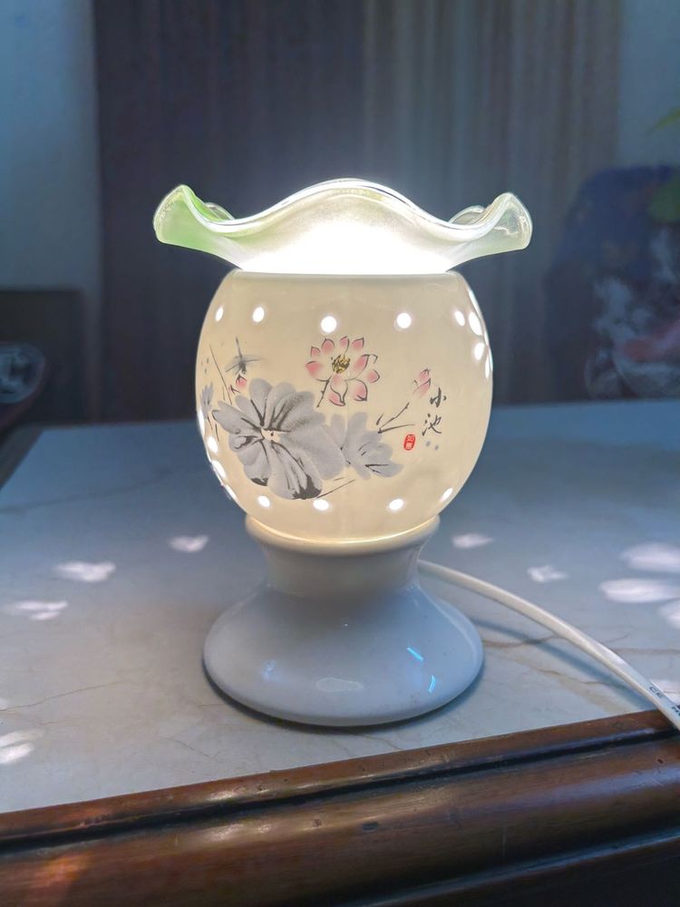 Oil Diffuser with Bulb