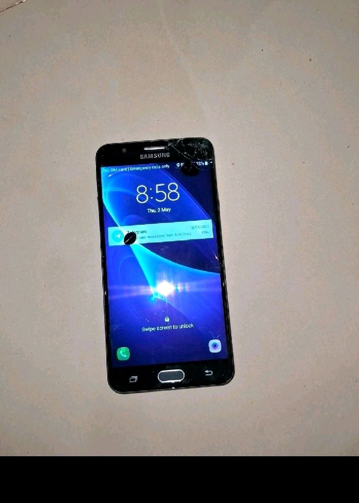 SAMSUNG GALAXY J7 PRIME 2 SPOT ON SCREEN