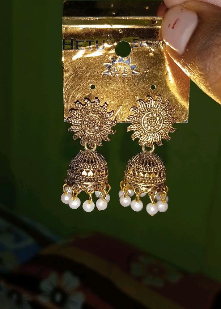 Earings