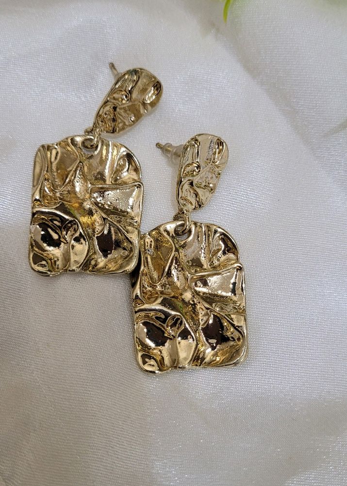 Abstract Earrings Gold