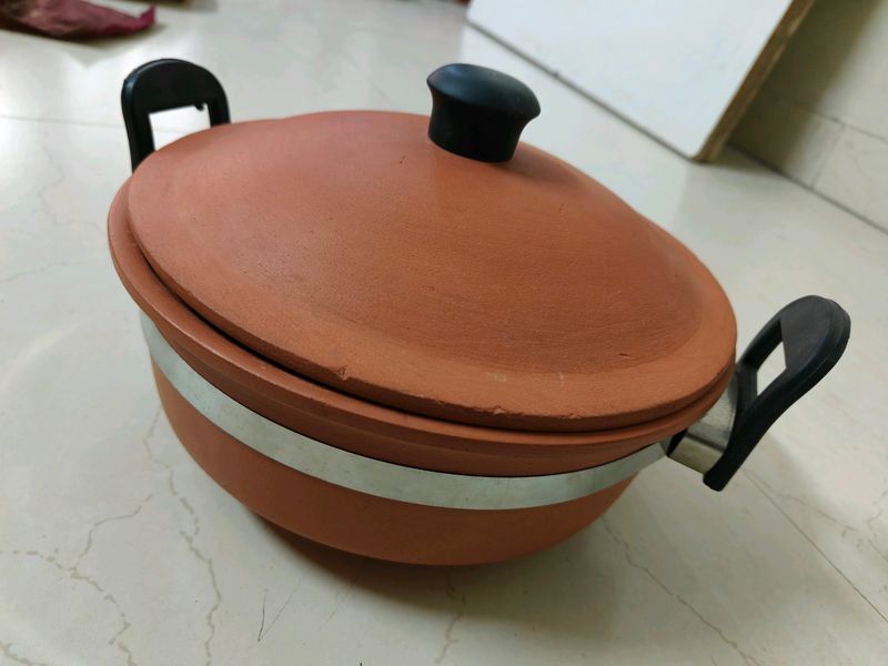 Pure Mitti Cooking Patila/1.5 Litres Pot With Lid