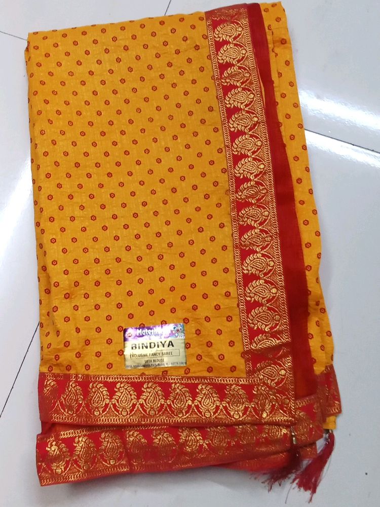 Fancy Chunari Print Saree With Blouse