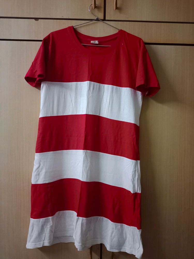 Long T-shirt In Good Condition