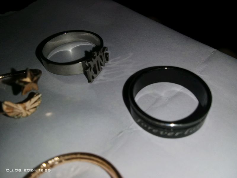 4 Finger Rings