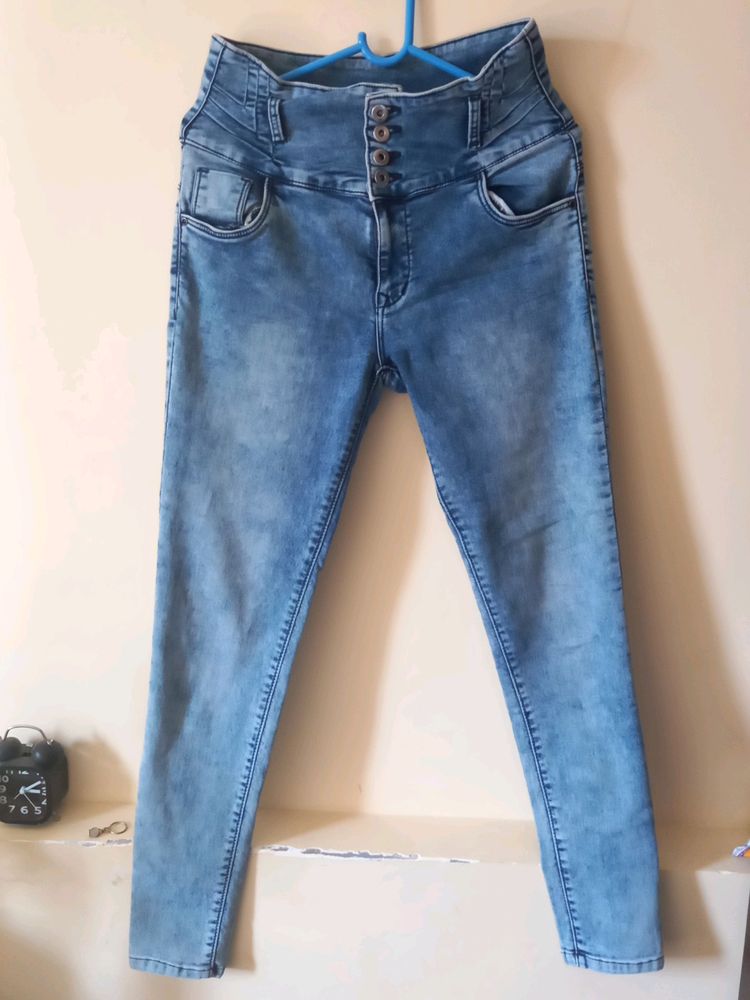 Ultra High Waist Blue Jeans