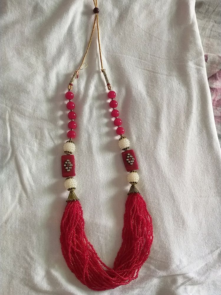 Red Moti Neckless