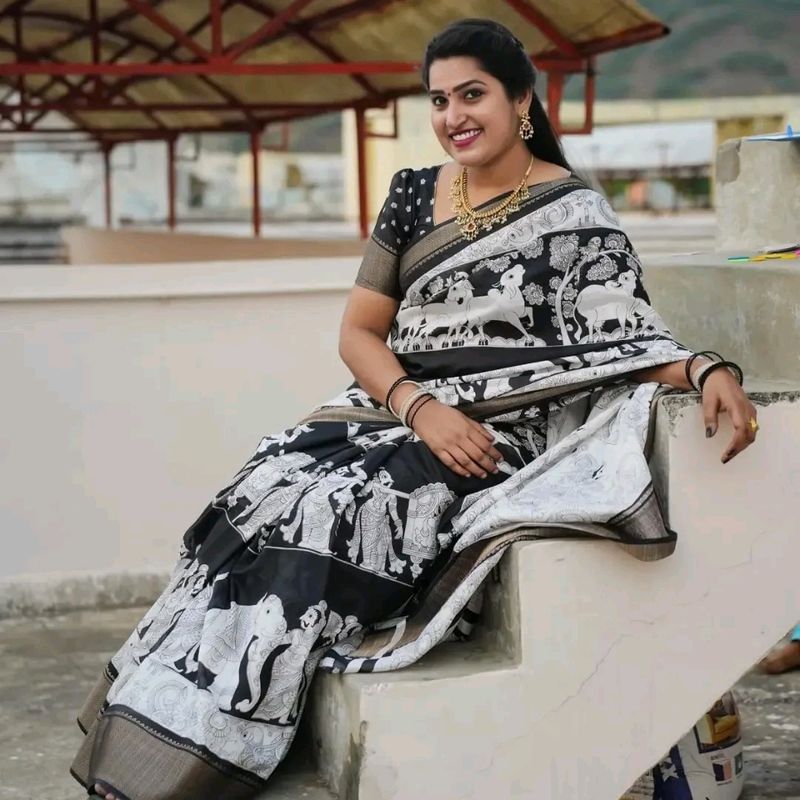 Dola silk sarees with trendy designs🐘