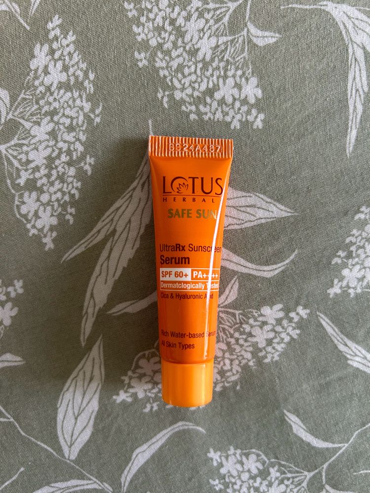 Lotus Sunscreen SPF 60