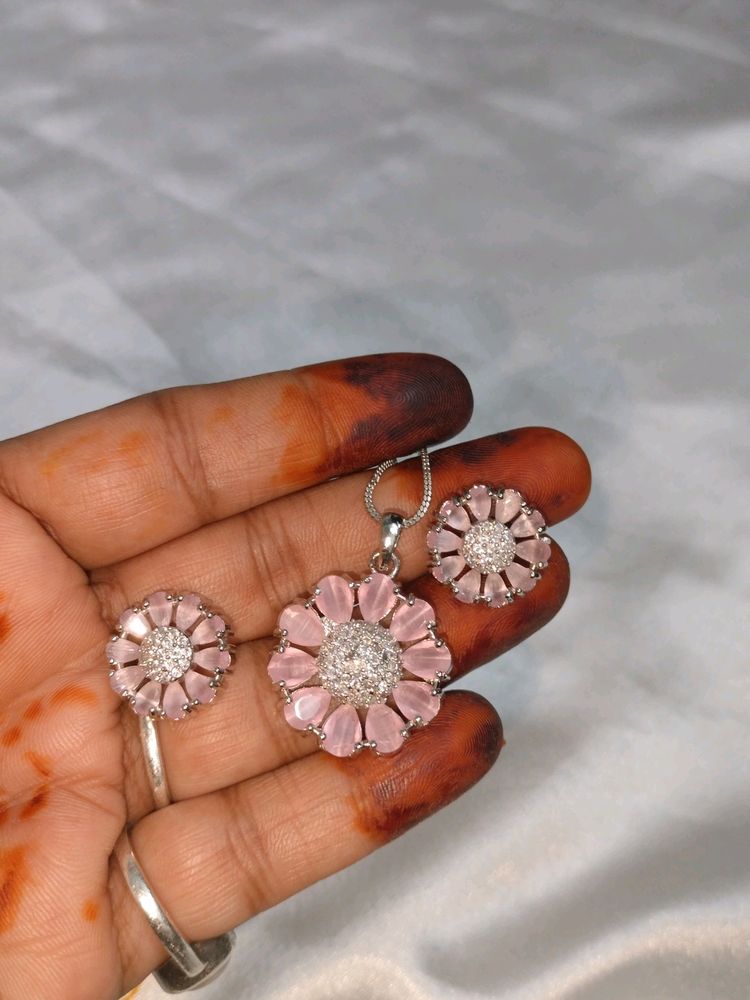 Flower Shape Pink Silver Set