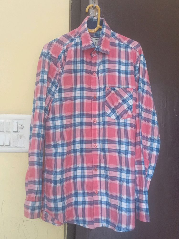 Men Casual Shirt Good Condition