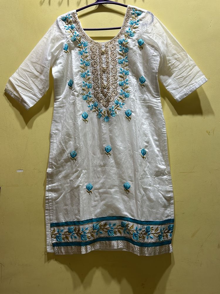 White And Blue Kurta & Pant With Dupatta Size L