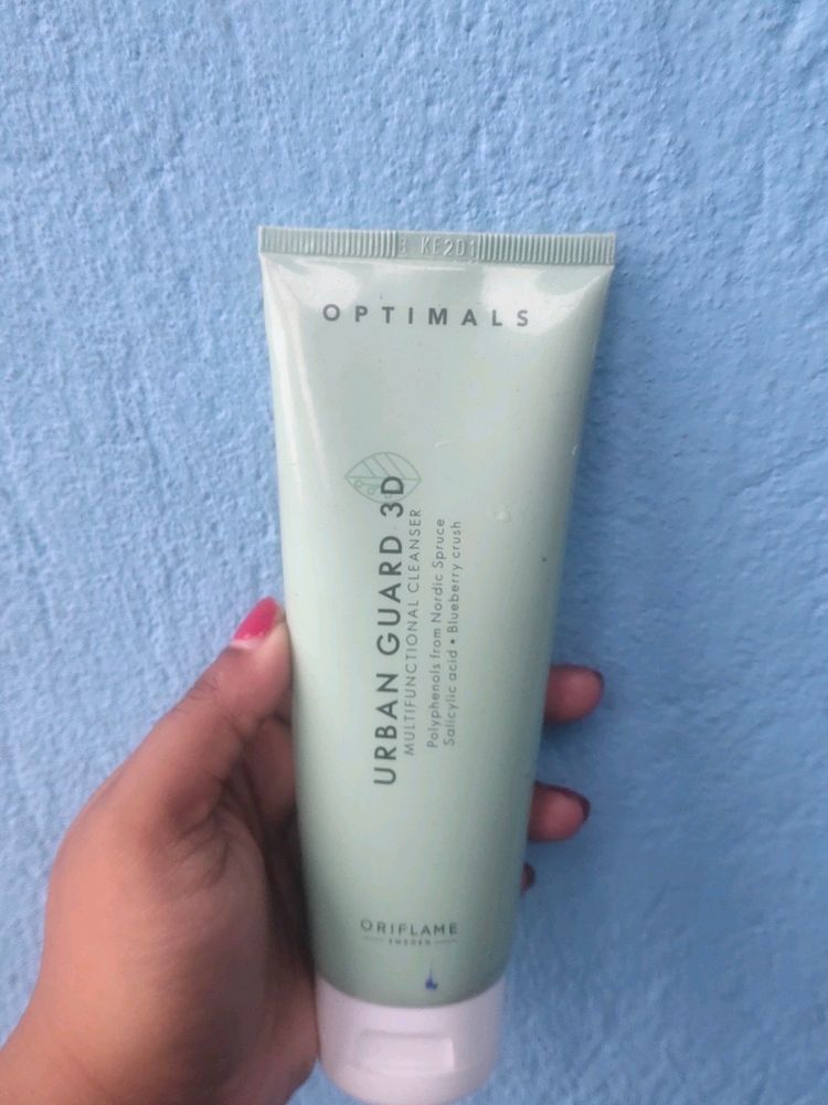 Oriflame  3D Multifunctional Cleanser