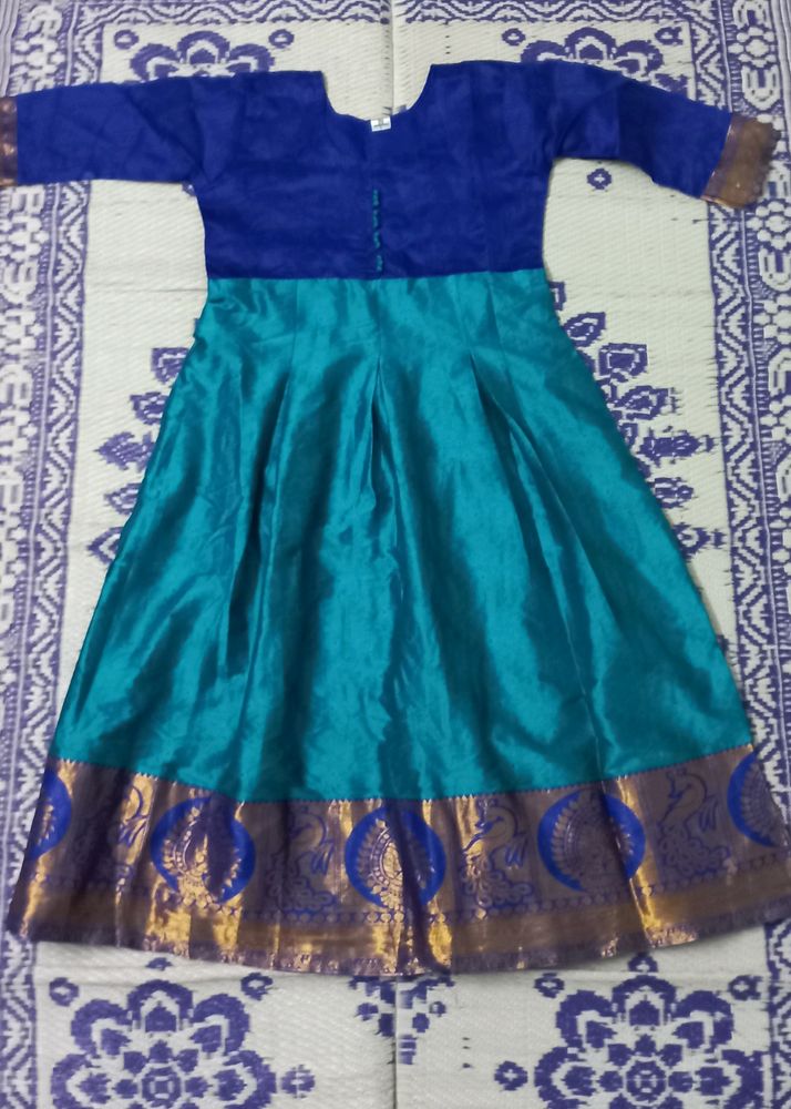 blue anarkali