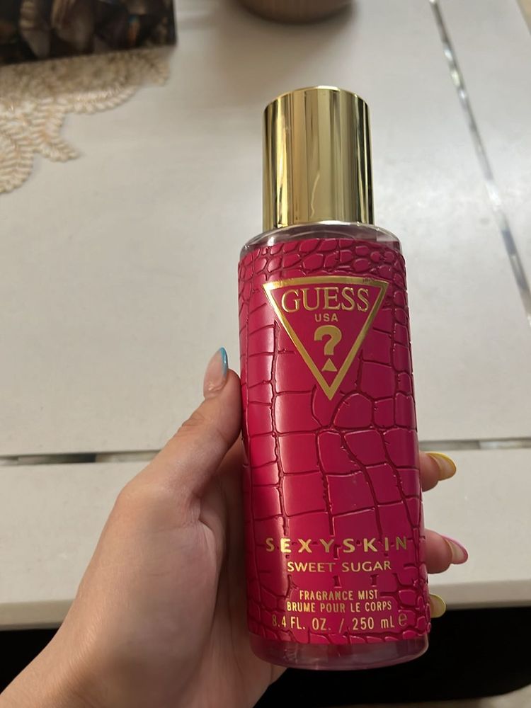 GUESS Sexy Skin Sweet Sugar Body Mist