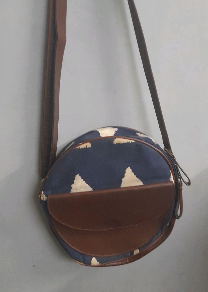 Sling Bag