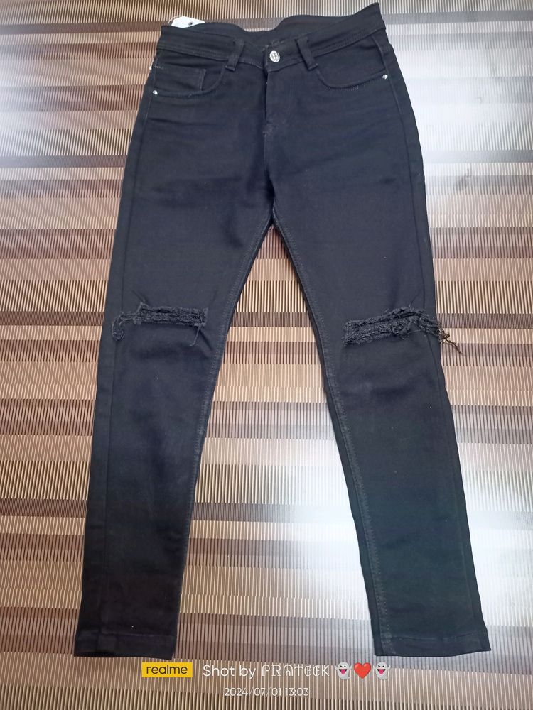 (N-44) 28 Size Slim Fit Denim Jeans