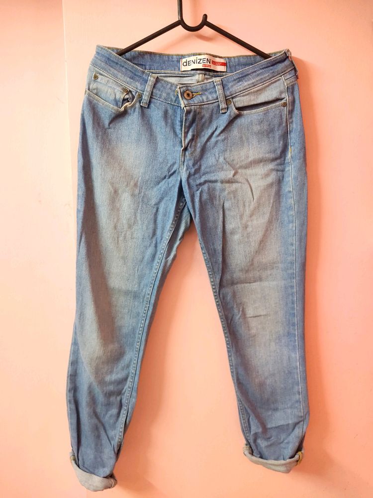 Classic Blue Levi's Jeans Straight Cut Low-Waist