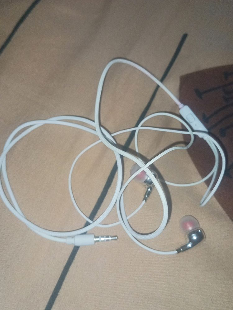 Earfone