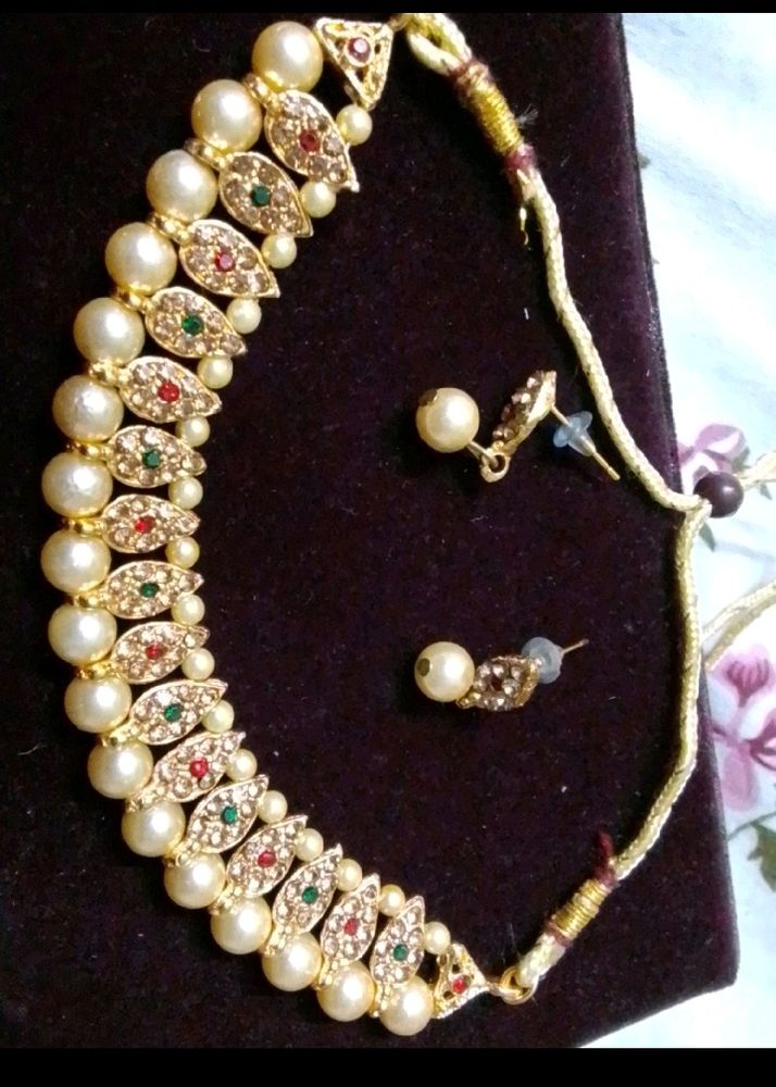 Necklace Set