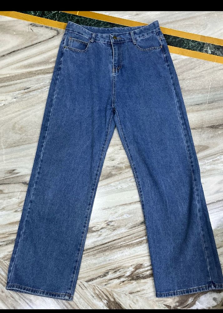 Urbanic blue straight fit jeans