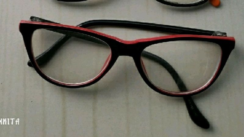 Black And Red Specs